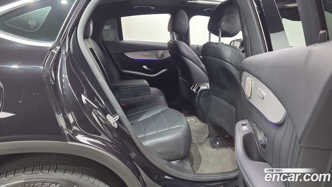 Mercedes-Benz GLC-Class 2020