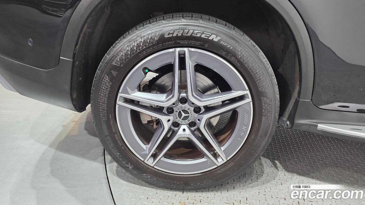 Mercedes-Benz GLC-Class 2020