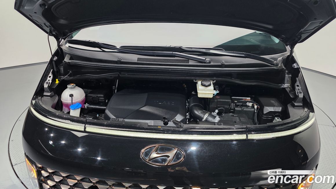 Hyundai Staria 2022