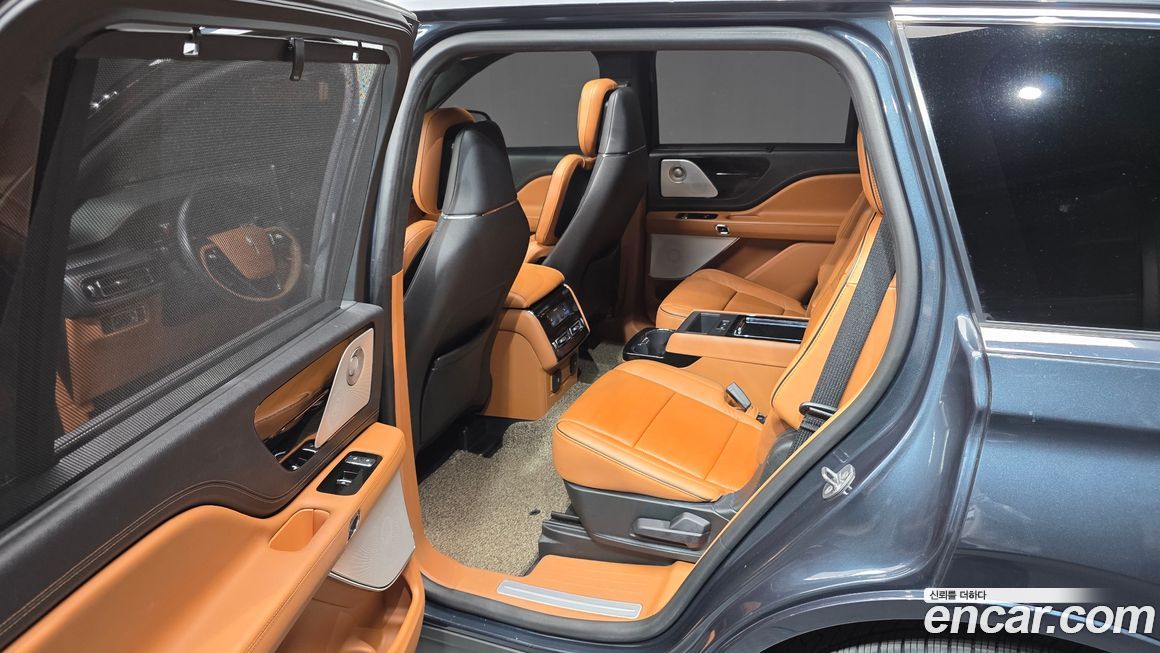 Lincoln Aviator 2021