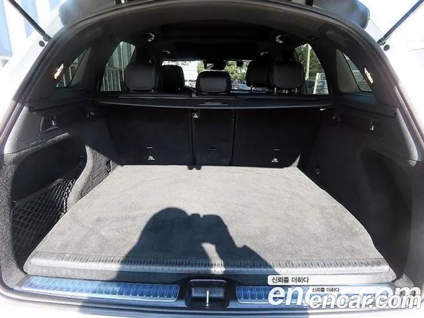 Mercedes-Benz GLC-Class 2021