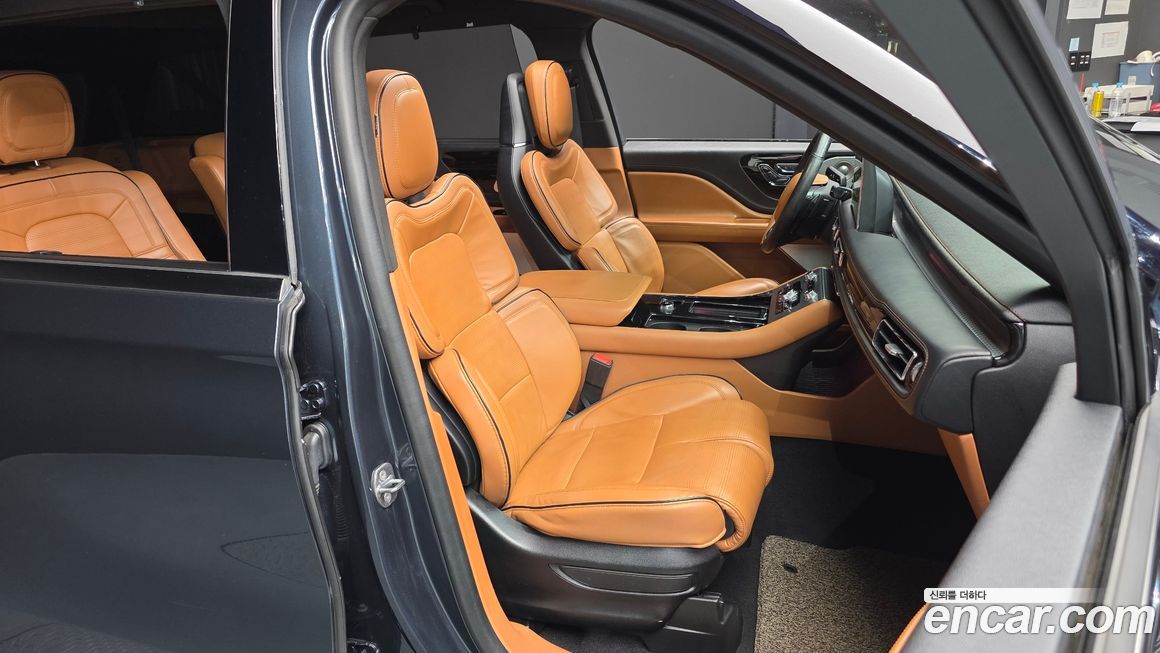 Lincoln Aviator 2021