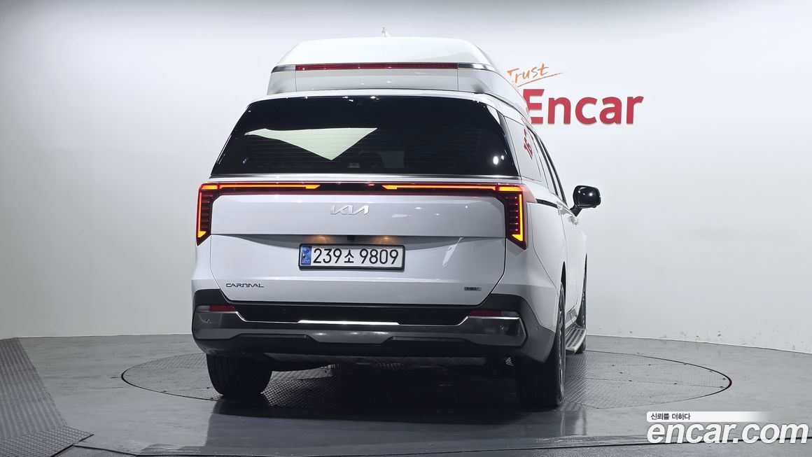 Kia Canival 2025