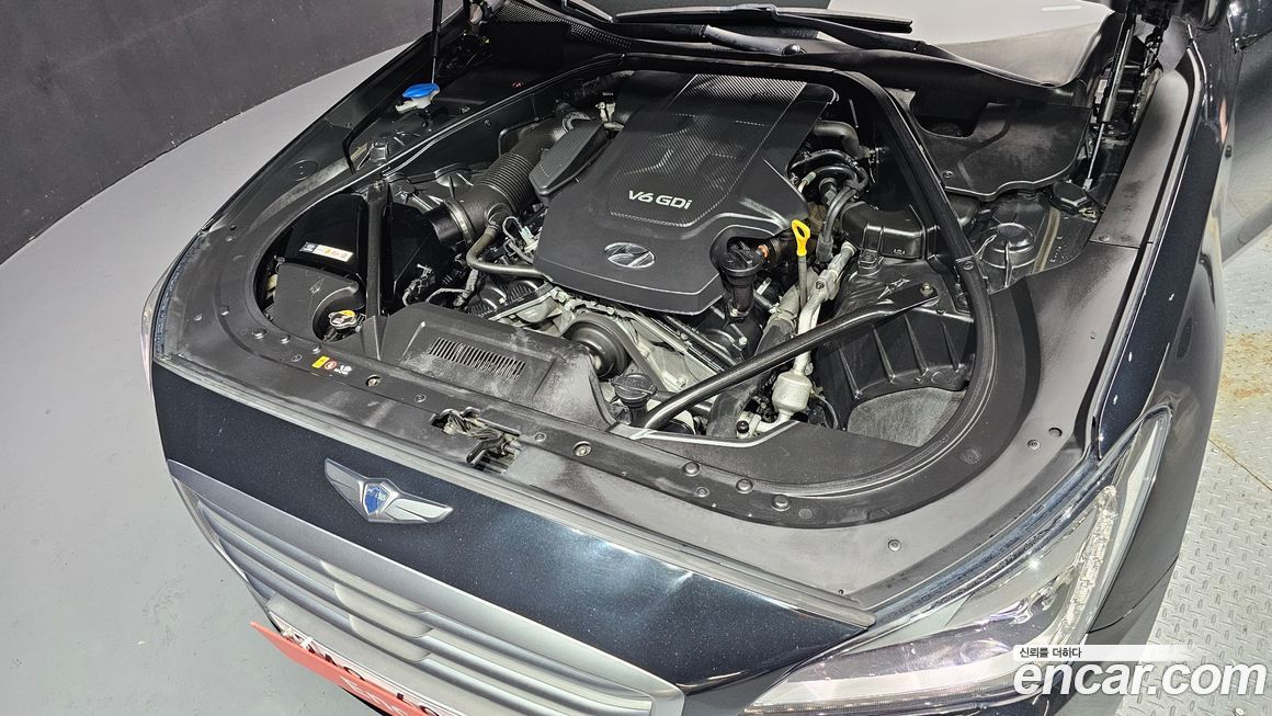 Hyundai Genesis 2015