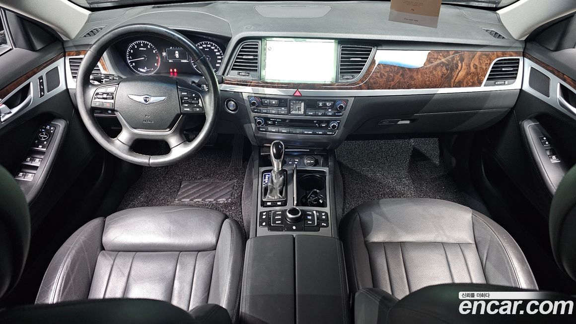 Hyundai Genesis 2015