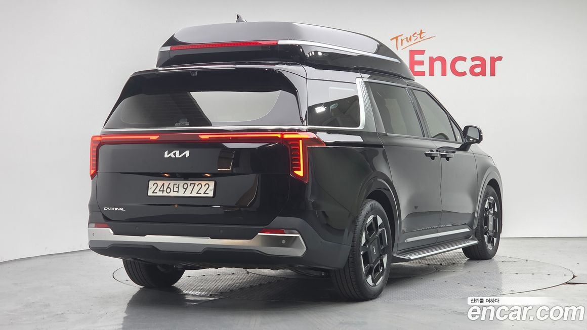 Kia Canival 2025