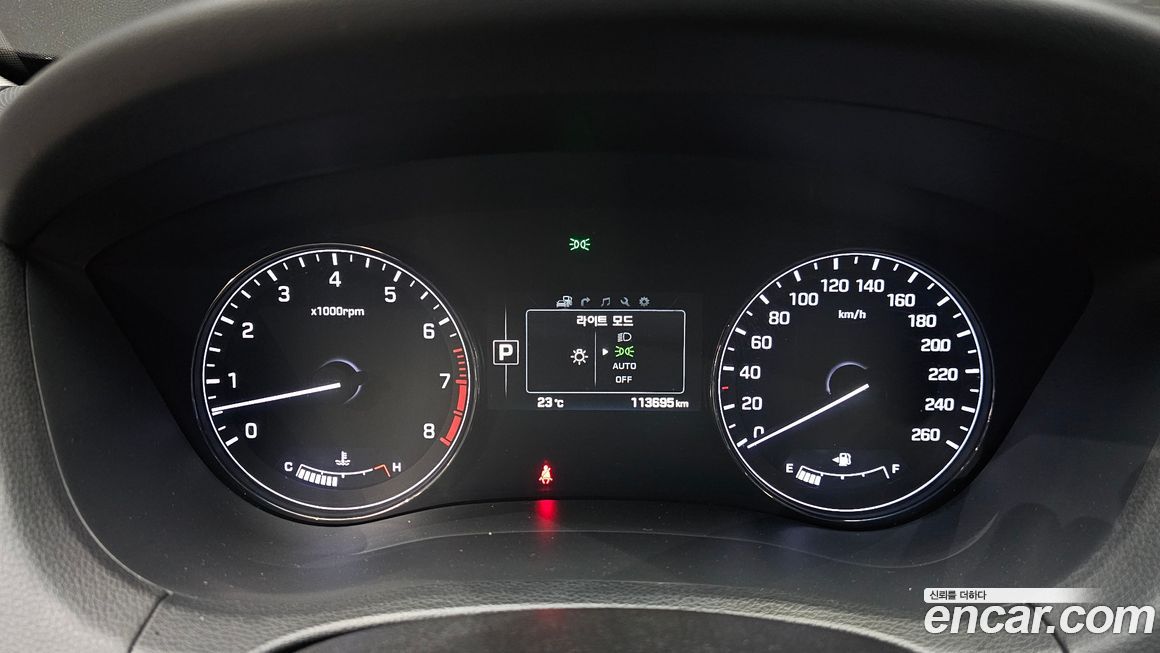 Hyundai Genesis 2015