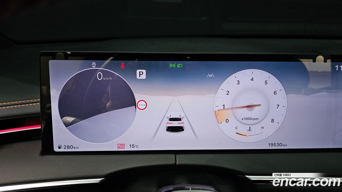 Genesis GV70 2025