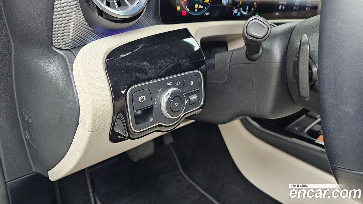 Mercedes-Benz A-Class 2022