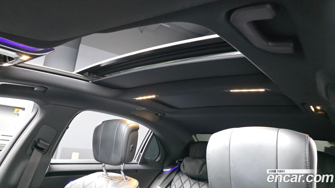 Mercedes-Benz S-Class 2022