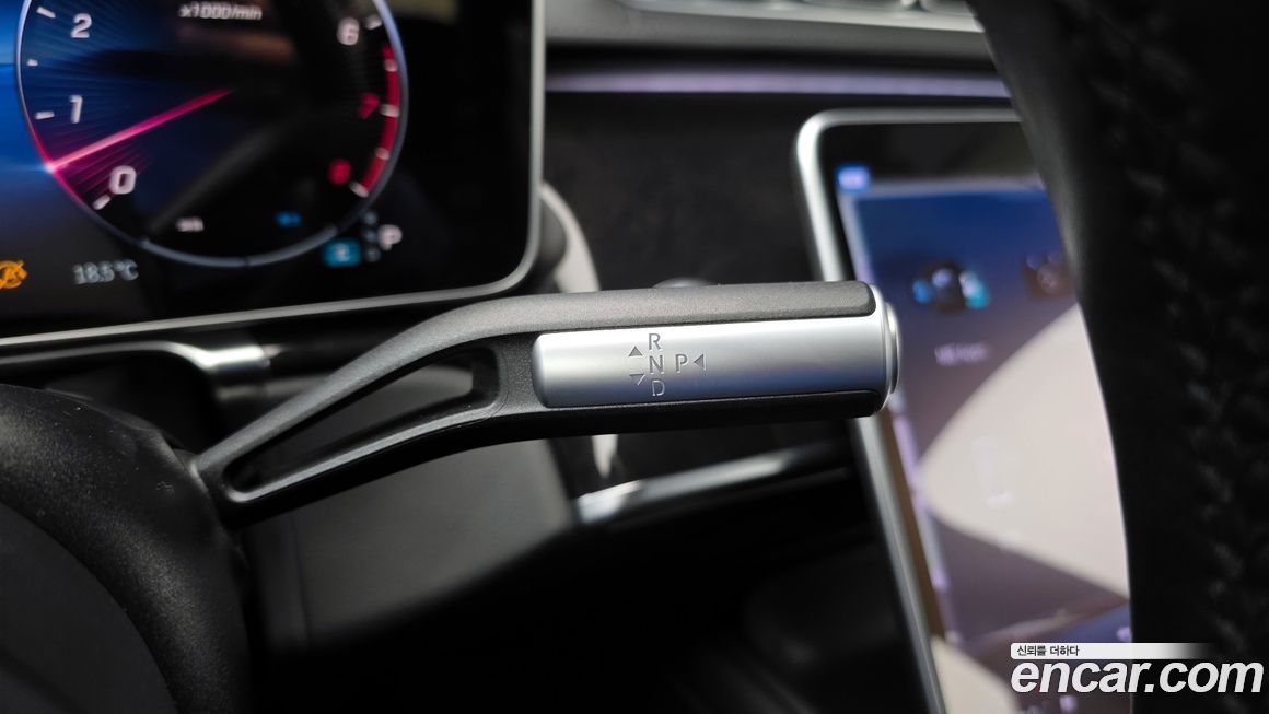 Mercedes-Benz S-Class 2021