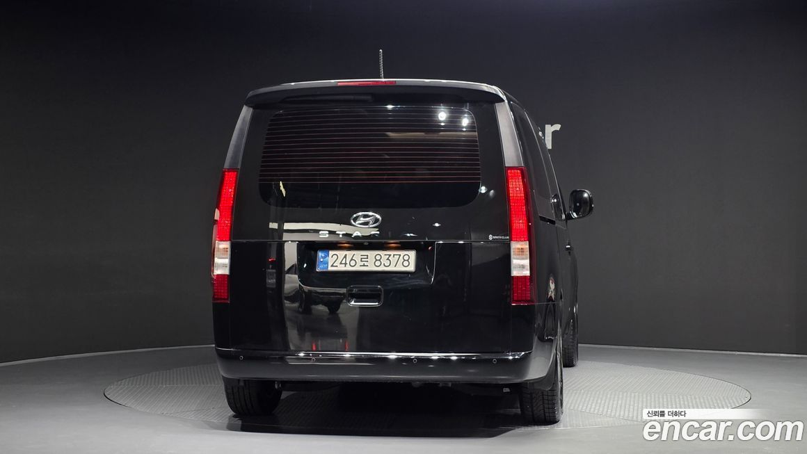 Hyundai Staria 2022