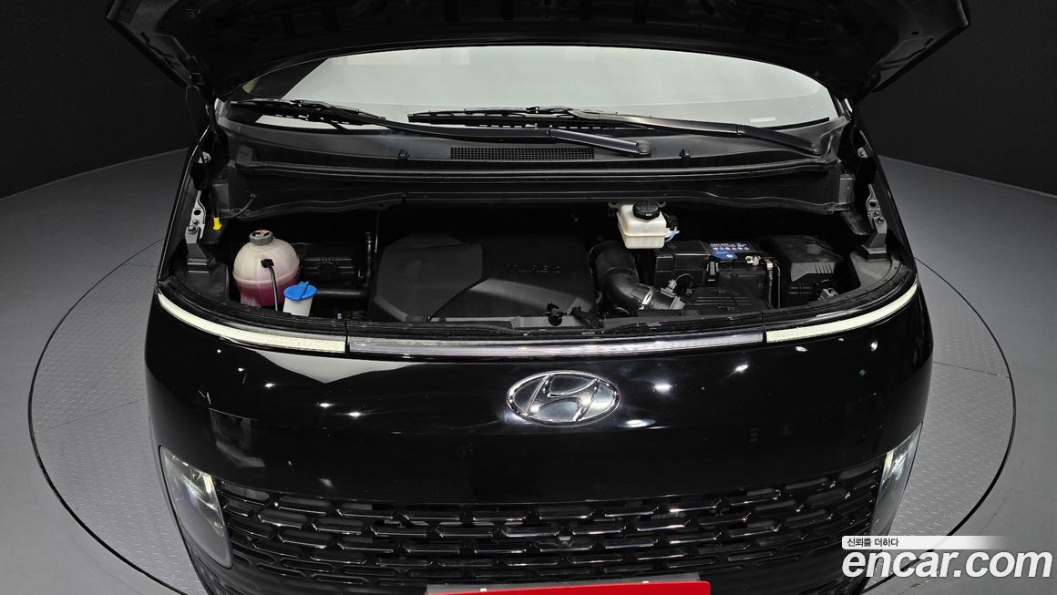 Hyundai Staria 2022