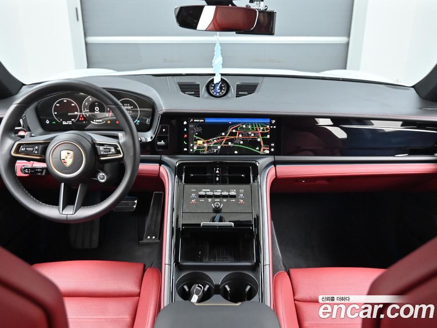 Porsche Panamera 2024