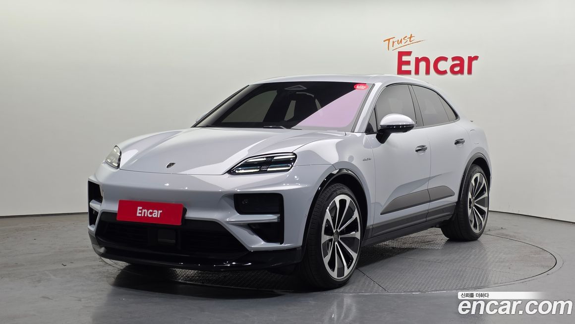 Porsche Macan 2025