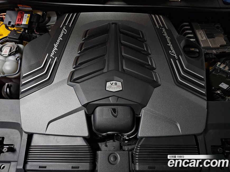 Lamborghini Urus 2021