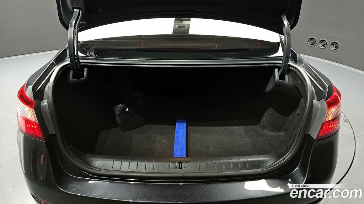 Renault-KoreaSamsung SM5  2013