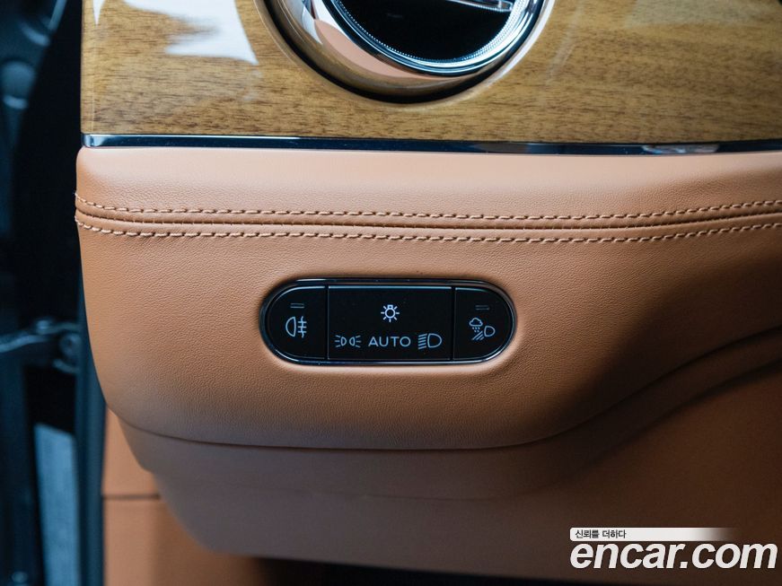 Bentley Bentayga 2025