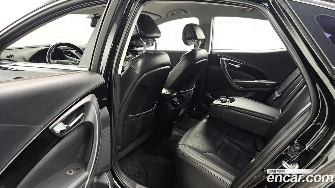 Hyundai Grandeur 2012