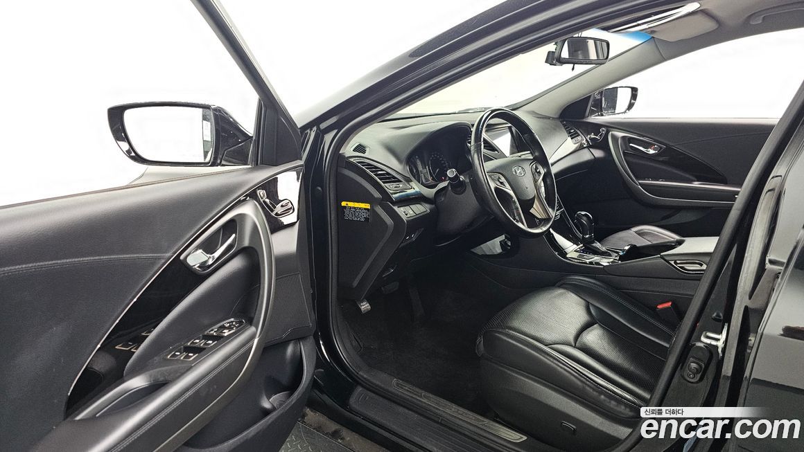 Hyundai Grandeur 2012