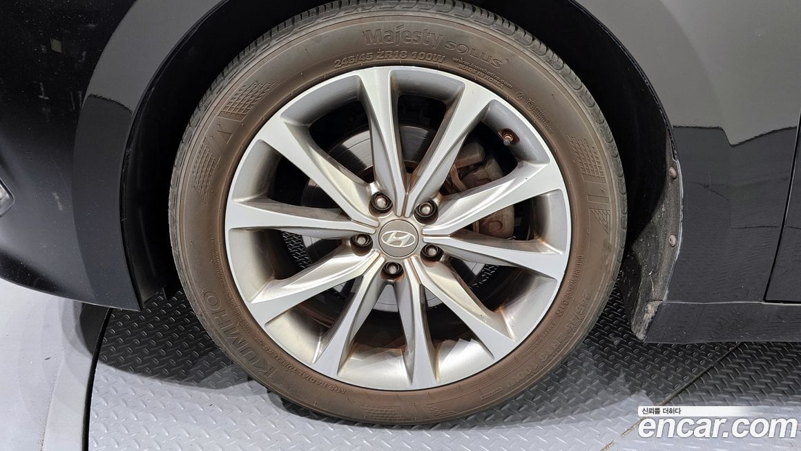 Hyundai Grandeur 2015