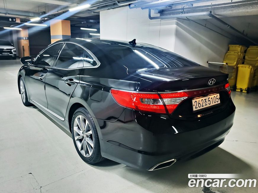 Hyundai Grandeur 2015