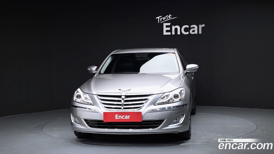 Hyundai Genesis 2013