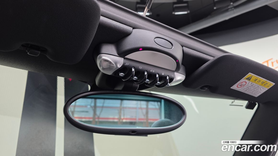 Mini Cooper Convertible 2014