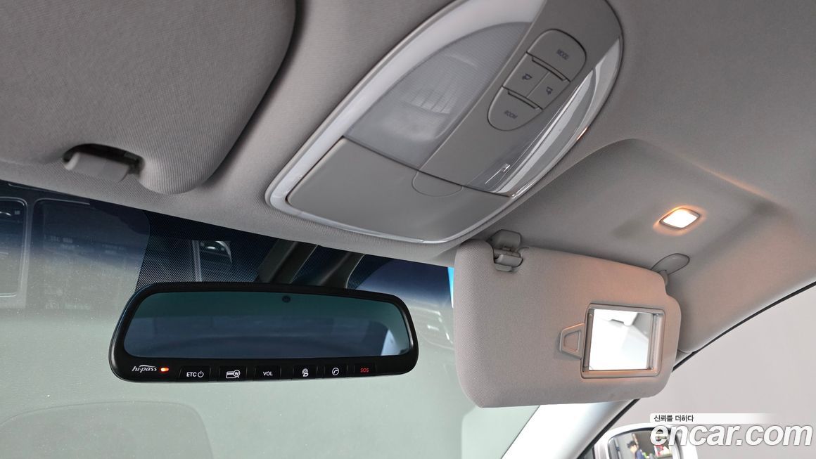 Hyundai Genesis 2013