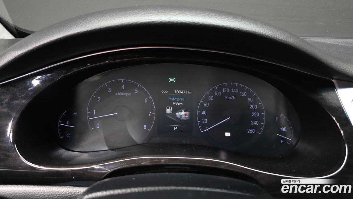 Hyundai Genesis 2013