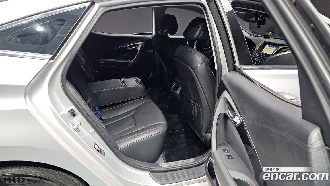 Hyundai Grandeur 2015