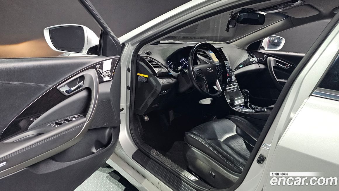 Hyundai Grandeur 2015