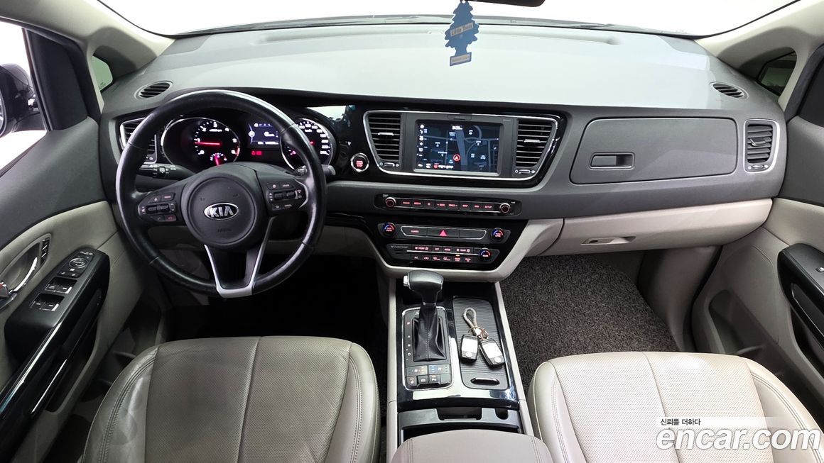 Kia Canival 2018