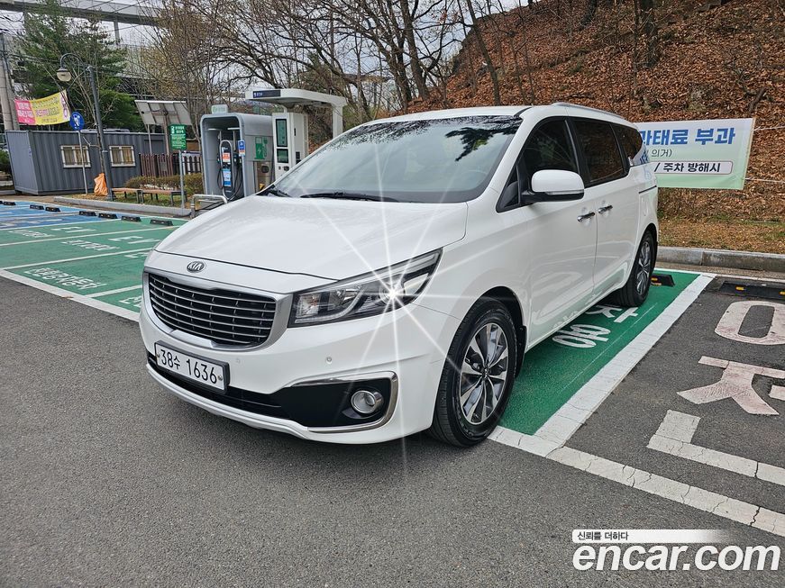 Kia Canival 2015
