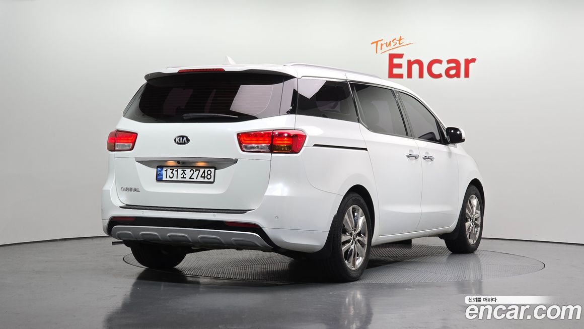 Kia Canival 2015