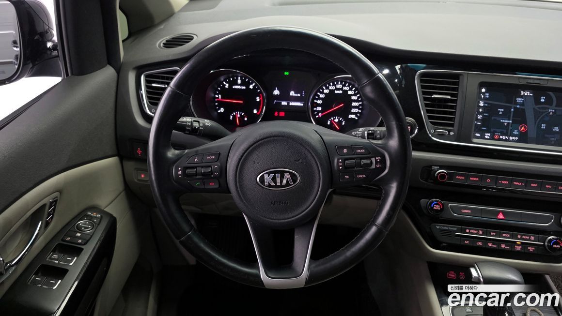Kia Canival 2018