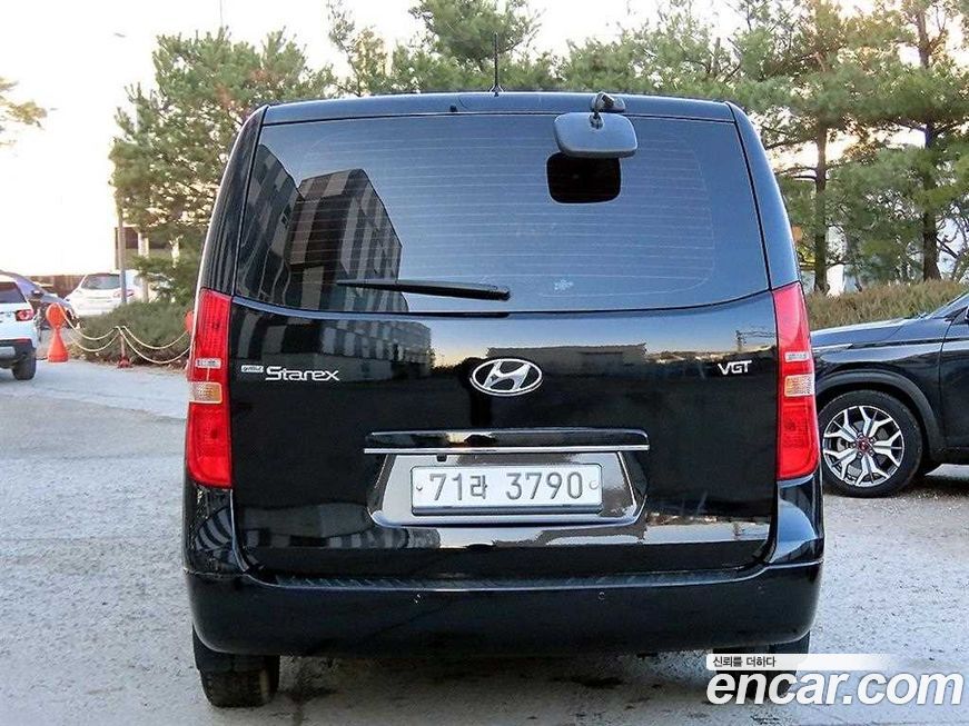 Hyundai Starex 2017