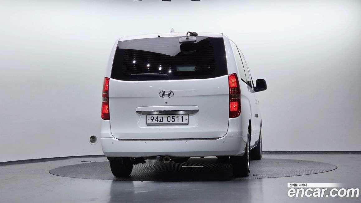 Hyundai Starex 2019
