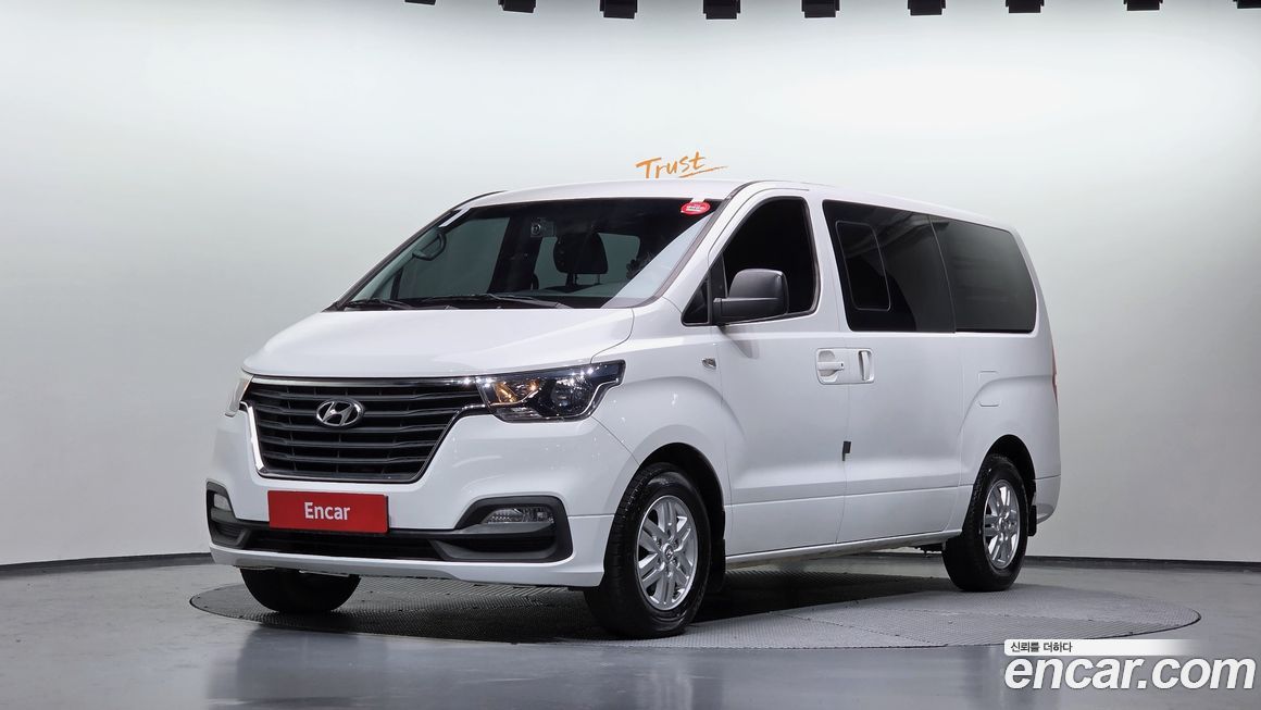 Hyundai Starex 2019