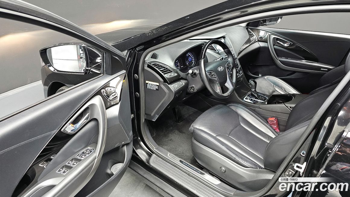 Hyundai Grandeur 2016