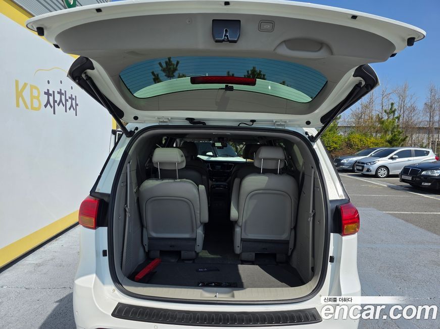 Kia Canival 2017