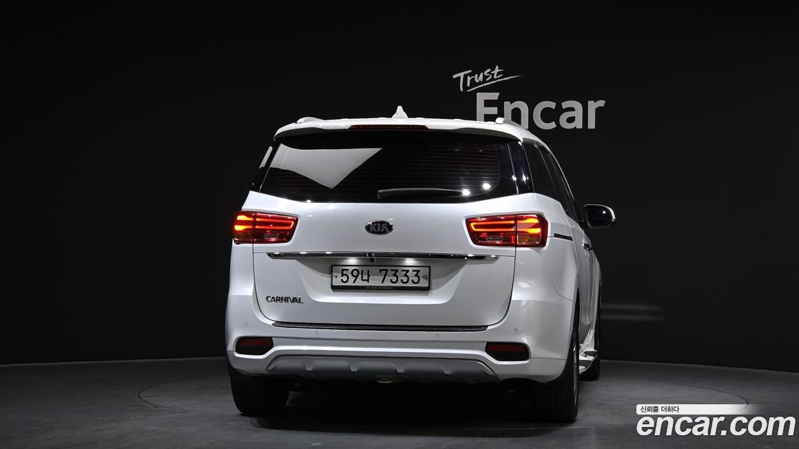 Kia Canival 2019