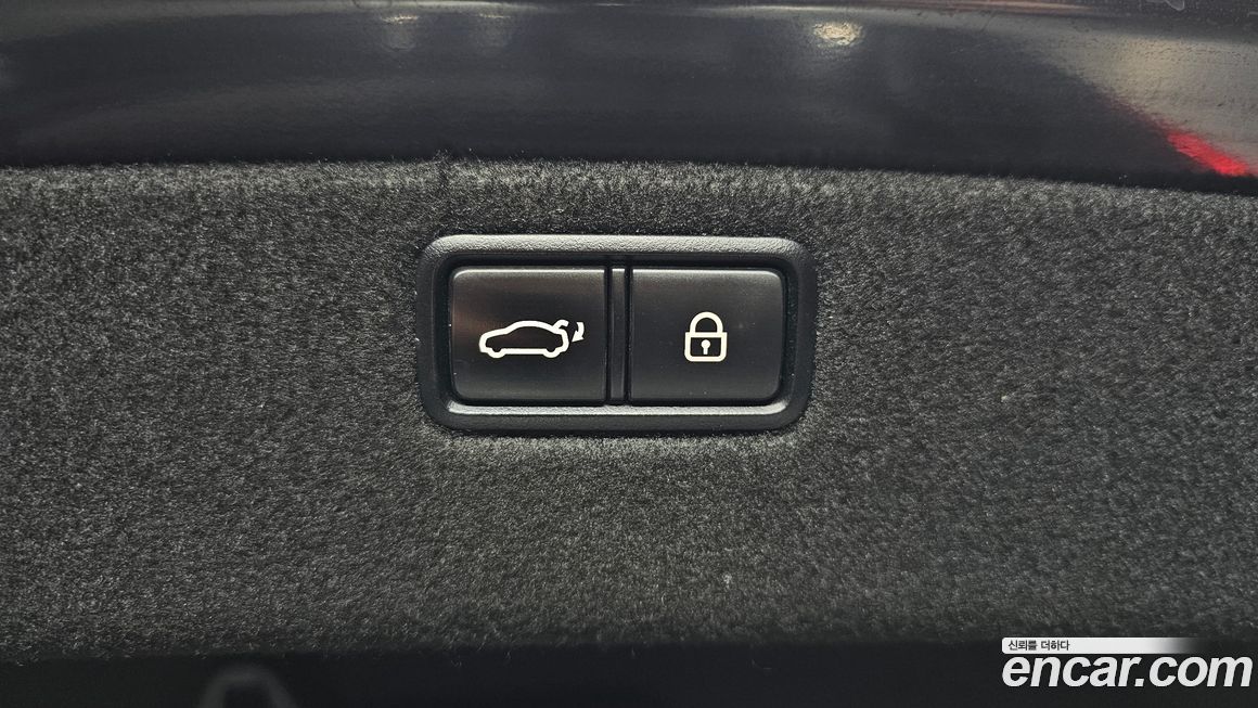 Hyundai Genesis 2014