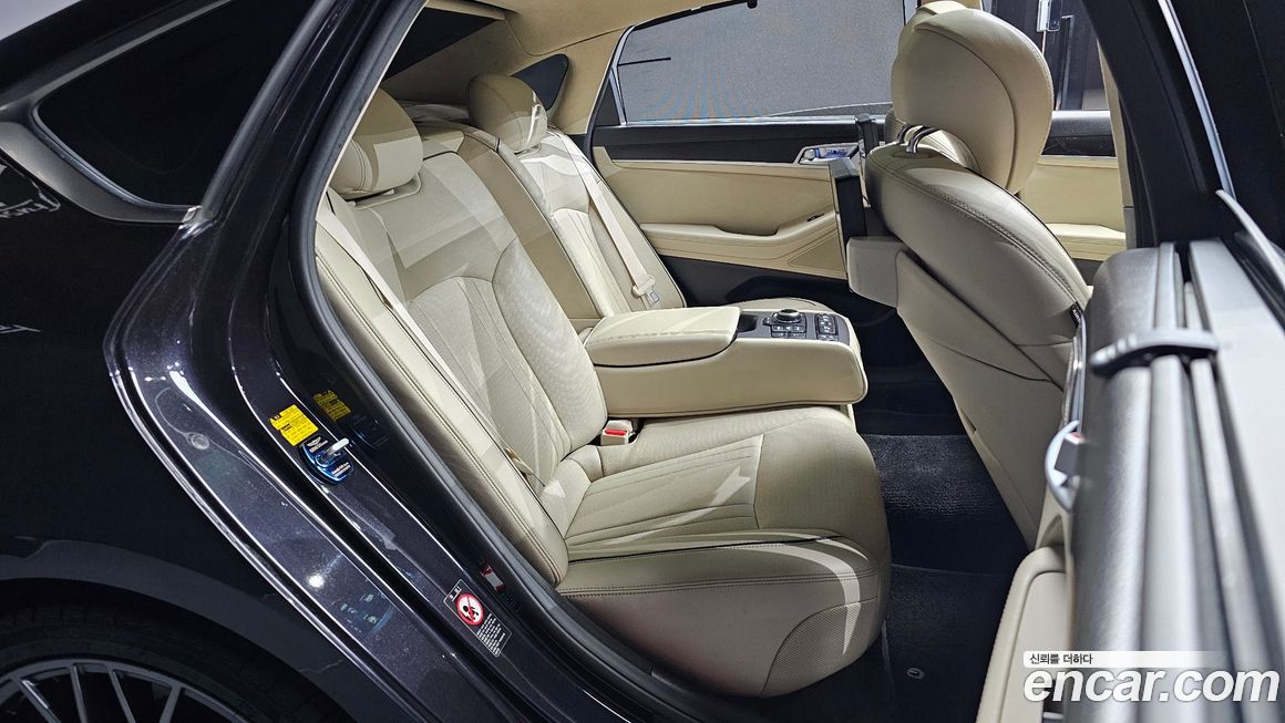 Hyundai Genesis 2014