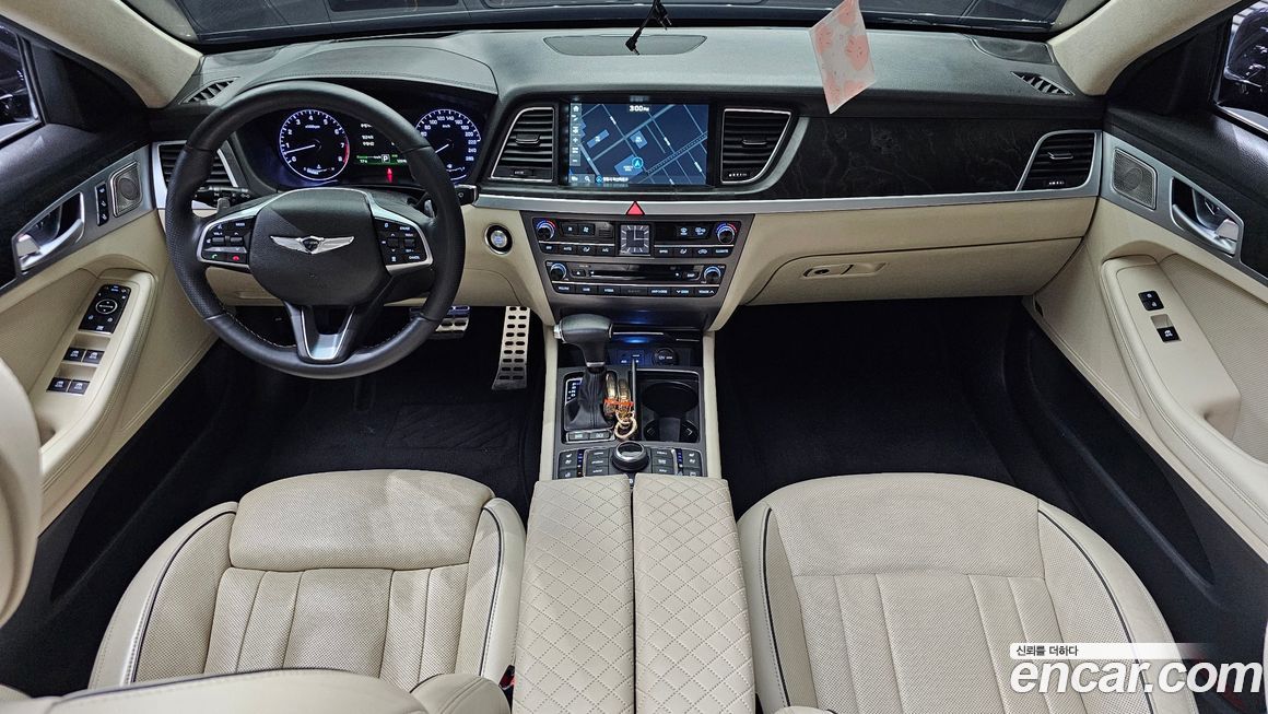 Hyundai Genesis 2014