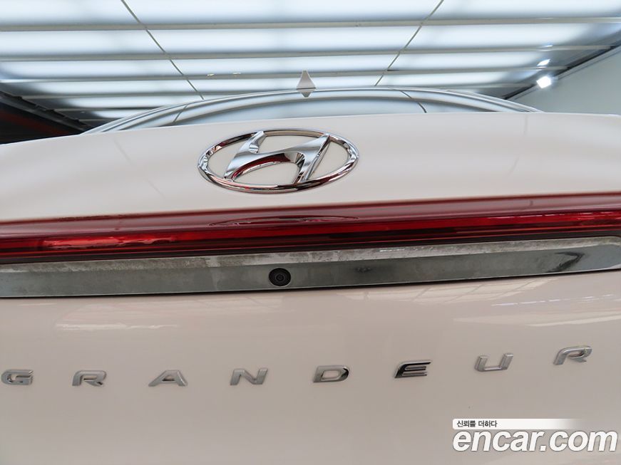 Hyundai Grandeur 2020