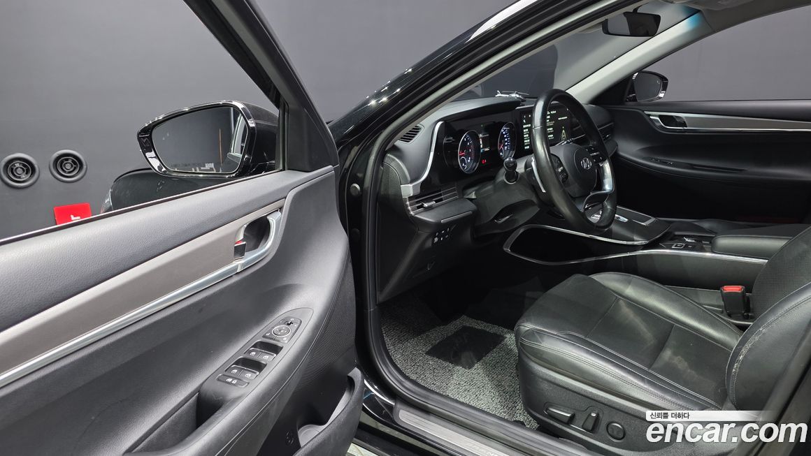 Hyundai Grandeur 2020