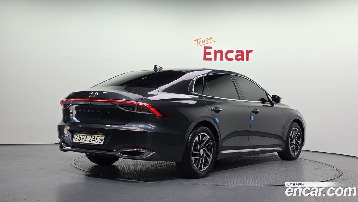 Hyundai Grandeur 2020
