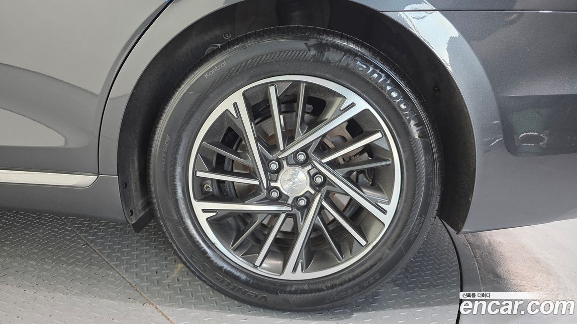 Hyundai Grandeur 2020