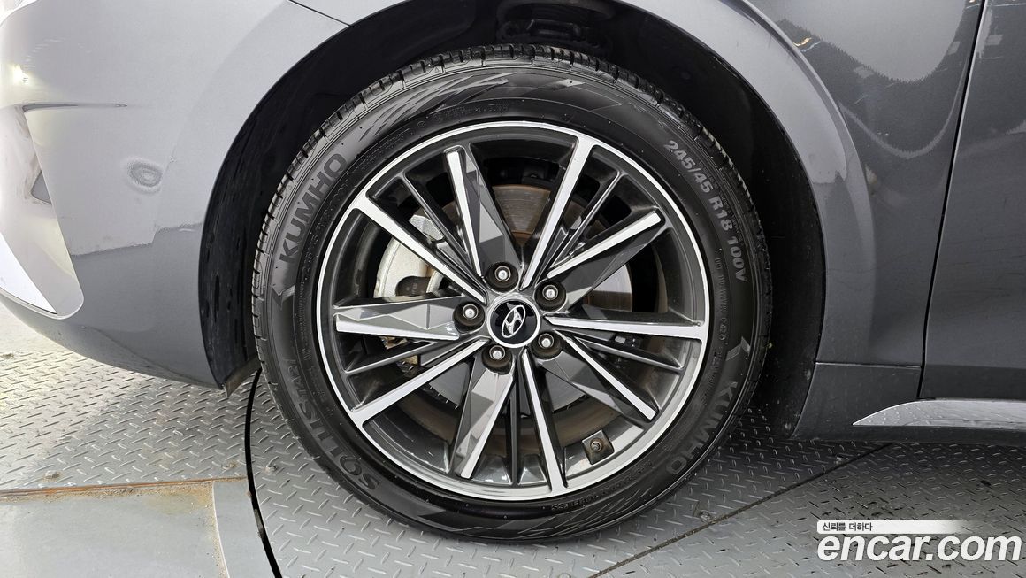 Hyundai Grandeur 2021